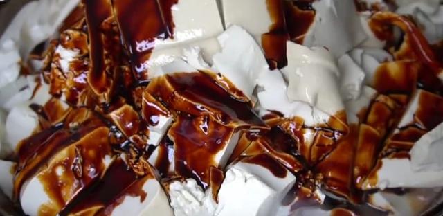 美女辞掉月薪4000的工作卖小吃,美女辞掉月薪4千工作卖小吃