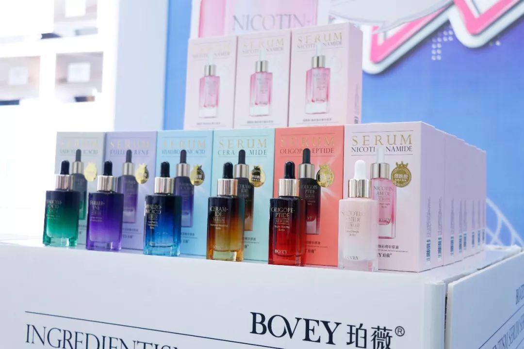 年轻就要用最好的护肤品,珀薇护肤品前景