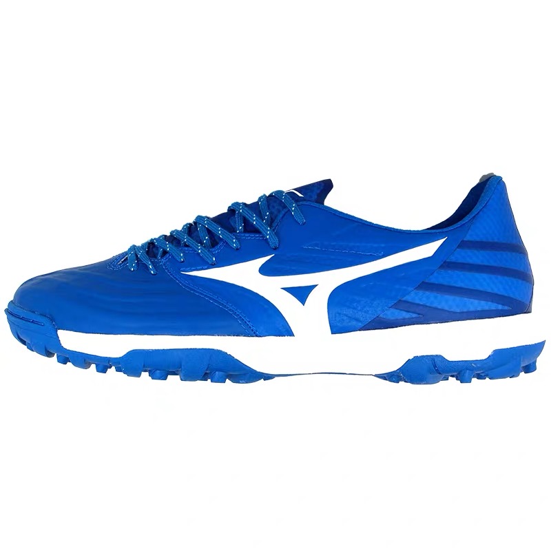 怎么通过自己脚型选择篮球鞋,如何选择适合自己脚型的足球鞋