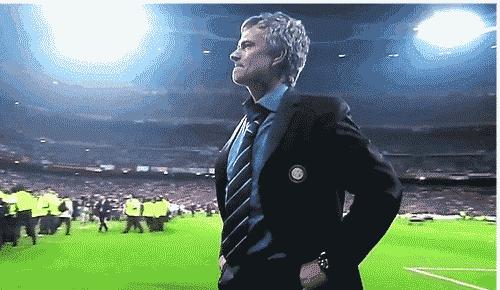 十大主教练名场面穆里尼奥,穆里尼奥最佳教练2011