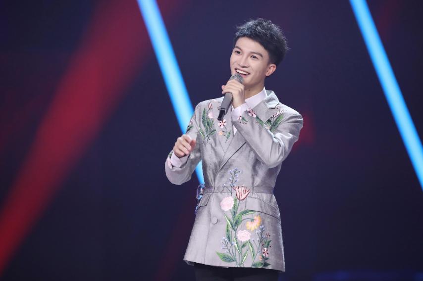 吴彤给过华晨宇多少镜头,导演吴彤怎么火起来的