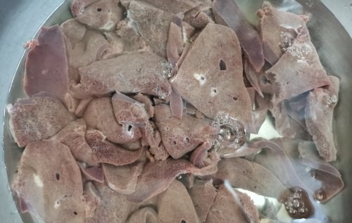 土匪猪肝香辣开胃下酒又下饭,香辣猪肝湖南特产麻辣零食的做法