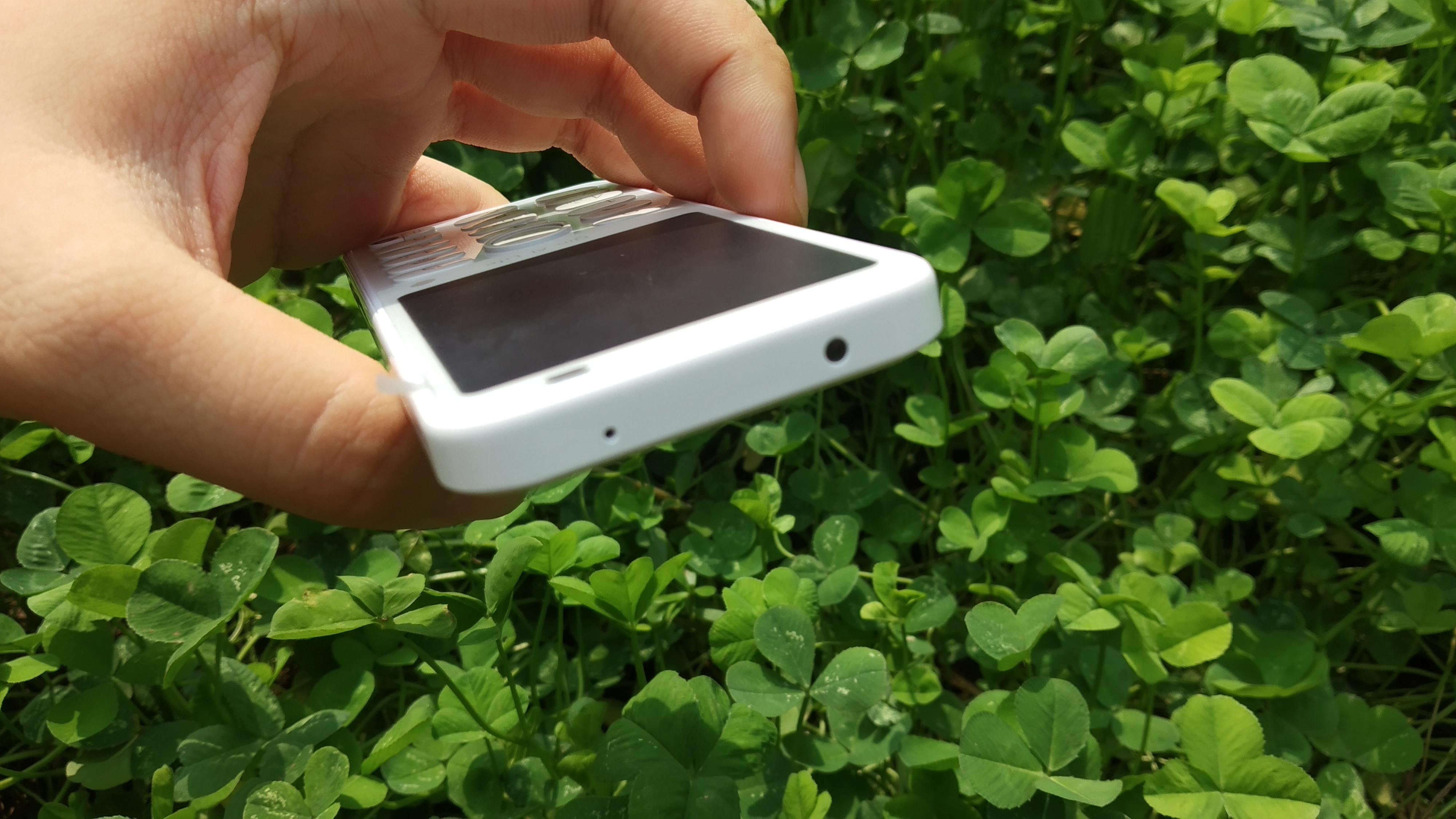 沉迷手机已成社会问题，多亲防沉迷学生手机F21Pro轻松解决