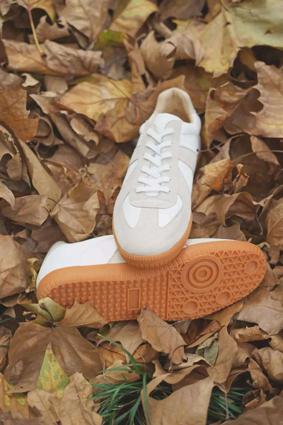 男人穿什么鞋对脚最好,男人穿什么裤子显腿长