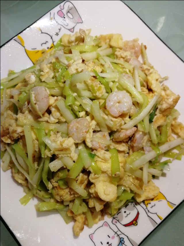 鸡蛋与它是“黄金搭档”,这样炒,出锅鲜香开胃,满满一盘是营养