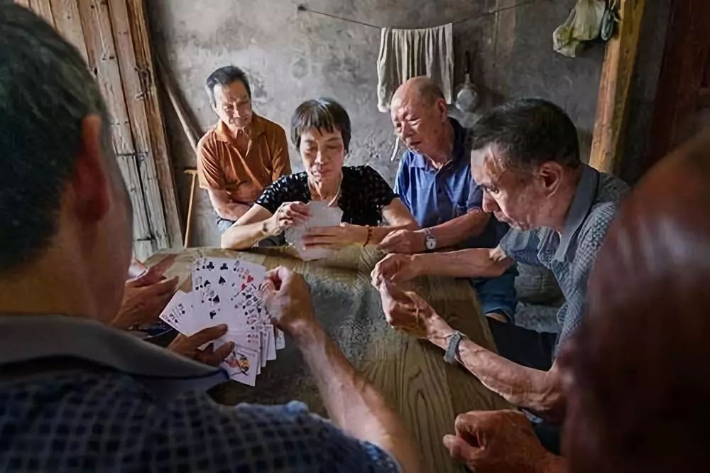 徕卡sl2直播,徕卡sl2-s和徕卡sl2哪个好