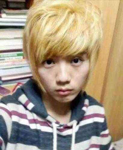 鹿晗、吴亦凡早年杀马特造型是学东方神起的?打开方式不对吧