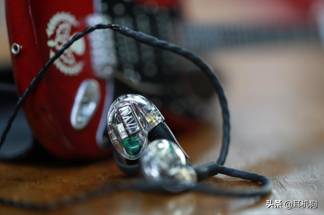 被日本媒体评价最合适3k价位入耳式动铁耳机威士顿umpro30评测