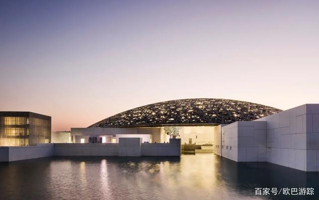 迪拜阿布扎比人工岛,世界七大建筑奇迹迪拜人工岛