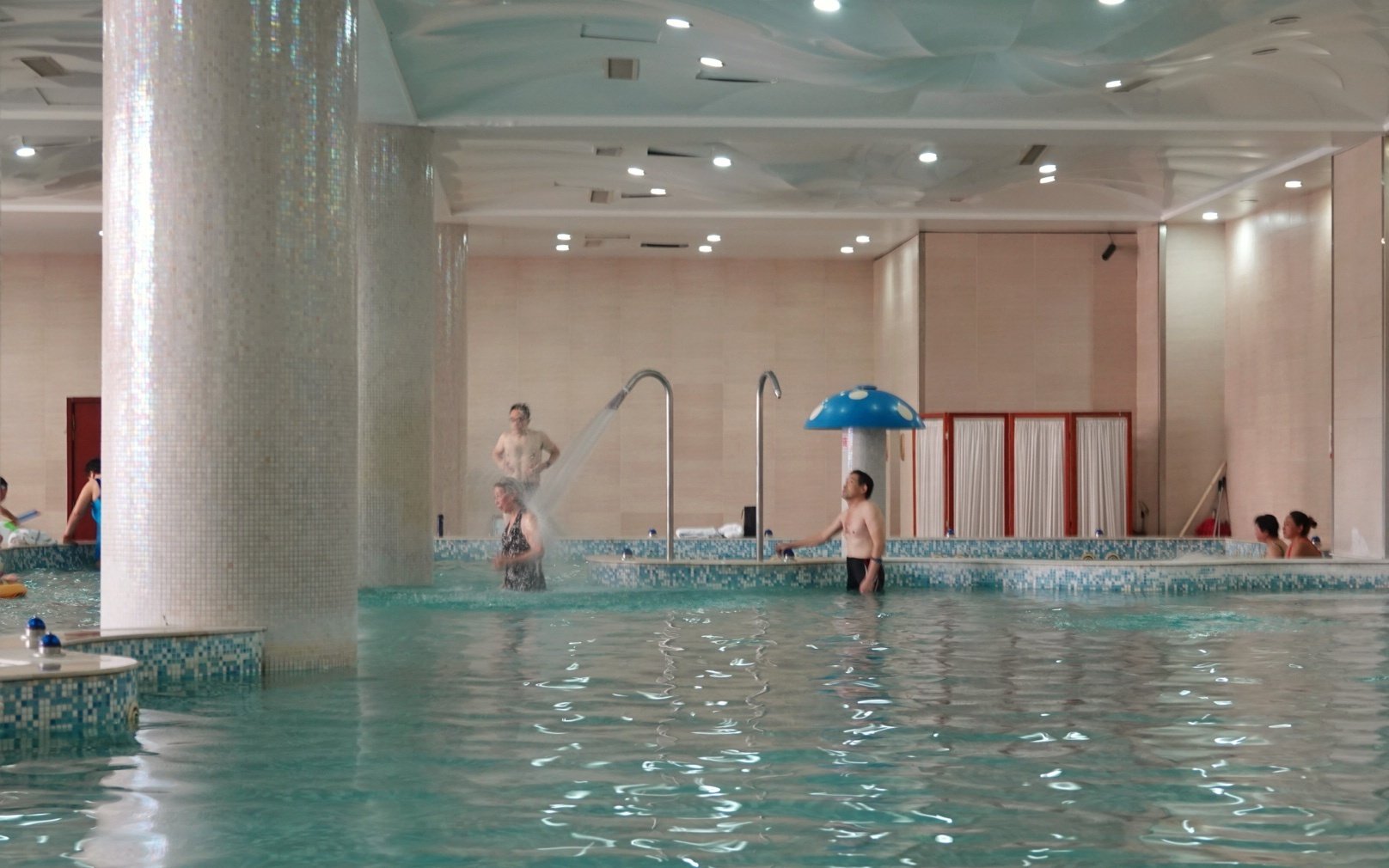 北京昌平温泉推荐,北京昌平温泉花园