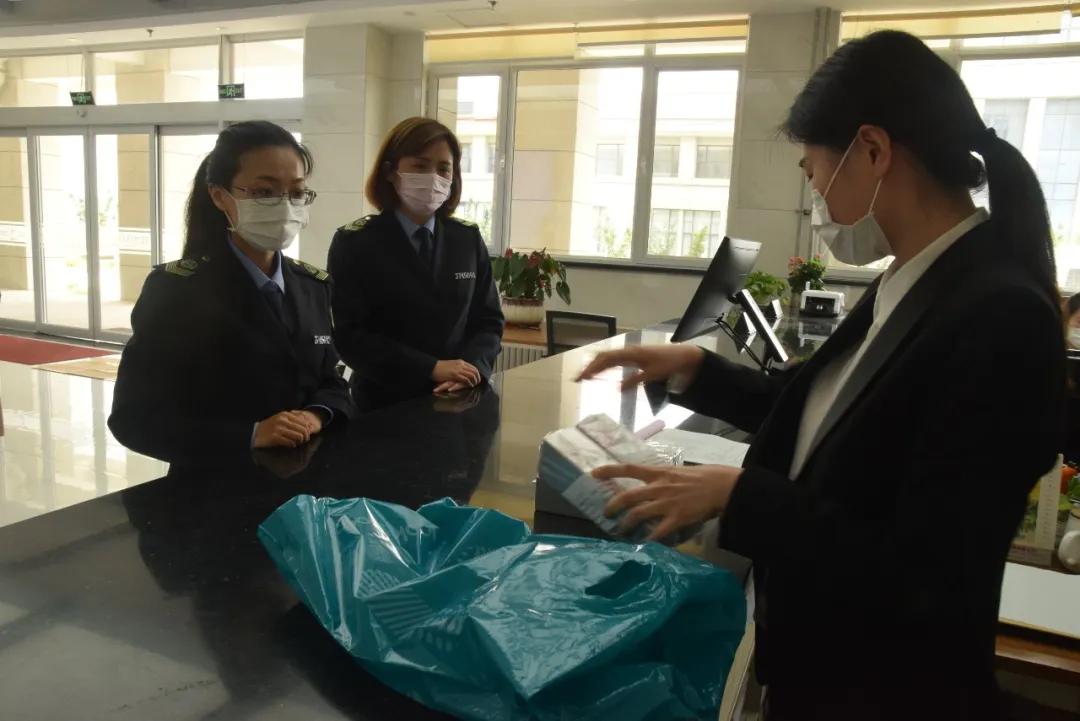 屈臣氏可以帮忙鉴别化妆品吗,化妆品安全评测网站