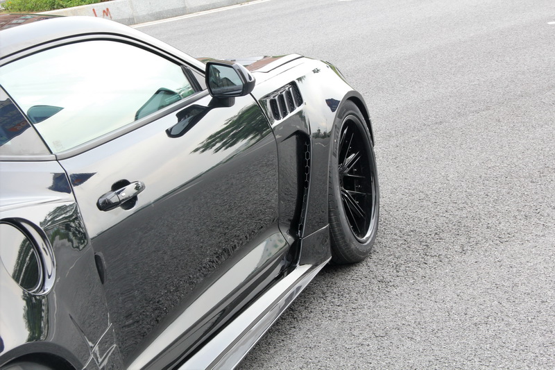 雪佛兰科迈罗超帅改装,巅峰极速雪佛兰科迈罗改装