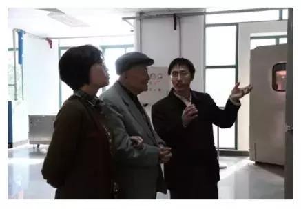 纪念师昌绪先生诞辰103年的手抄报,纪念科学家师昌绪绘画