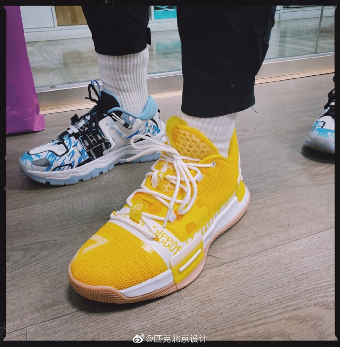 李宁反伍一代vs驭帅13,李宁反伍二代和李宁全城8