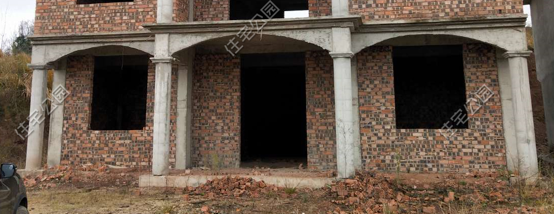 结婚6年积攒61万，田女士拿来给农村公婆盖新房，十里八乡都夸赞