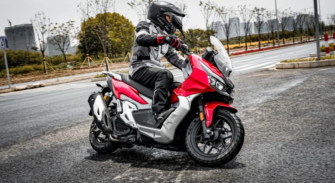 大阳ADV150胖虎试驾：真正的跨界踏板，兼顾城市越野可玩性极高