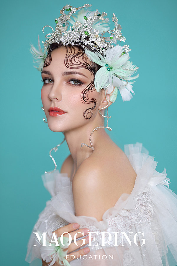 化妆师是艺术还是技术,化妆师是一个什么样的职业