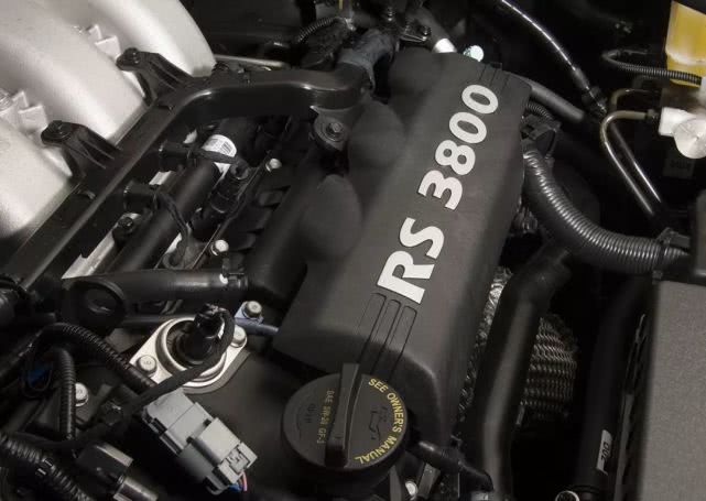 9万块买台进口跑车,用10万买台法系跑车