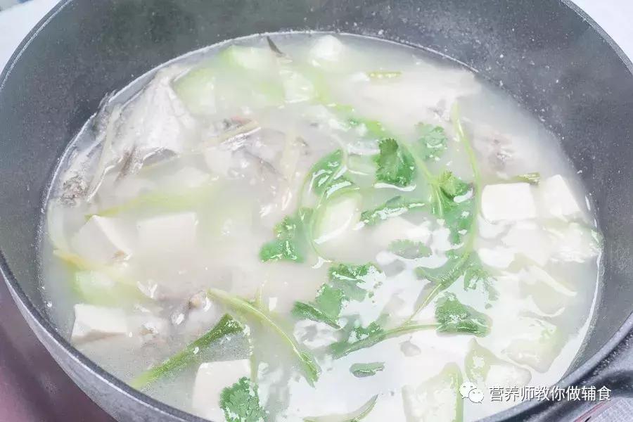 别再给宝宝瞎补钙,骨头汤可以给孩子补钙吗