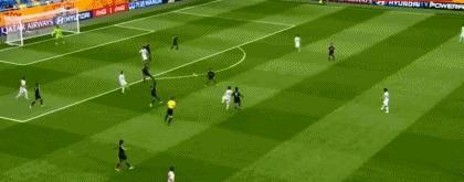 中日足球最耻辱对比！日本国青世青赛上干墨西哥3个，我们的却…