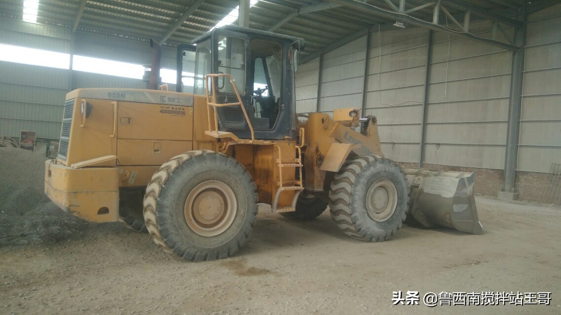 装载机动力弱的原因,装载机臂下降慢怎么办