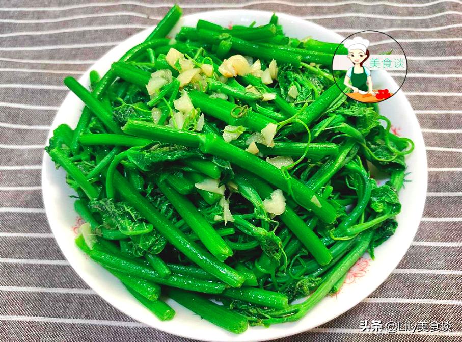 入夏前，遇到这菜我从不手软，清口脆爽，敞开吃，不长胖还能变瘦