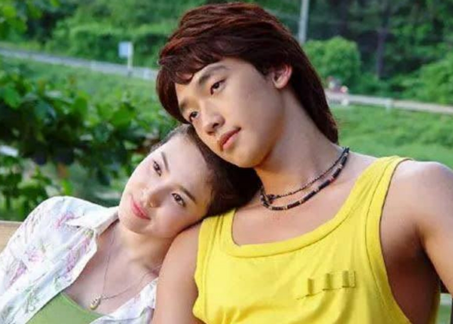 韩剧浪漫满屋甜蜜瞬间,韩剧浪漫满屋是哪年播出