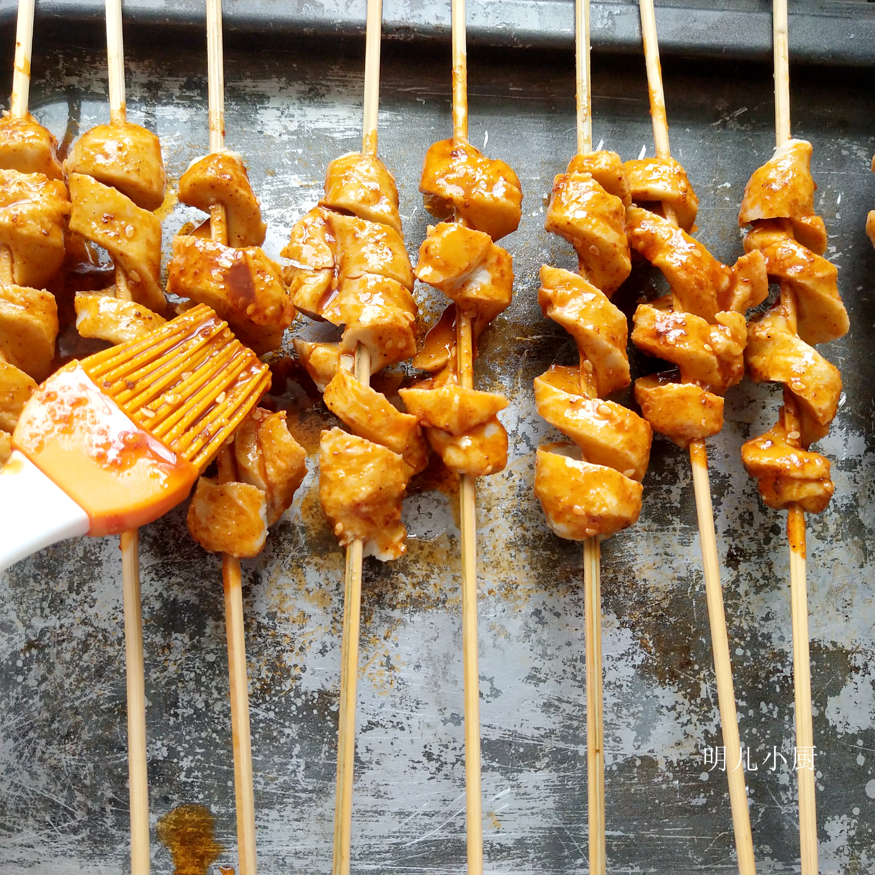 烤面筋怎么做的教程,正宗烤面筋的做法视频教程