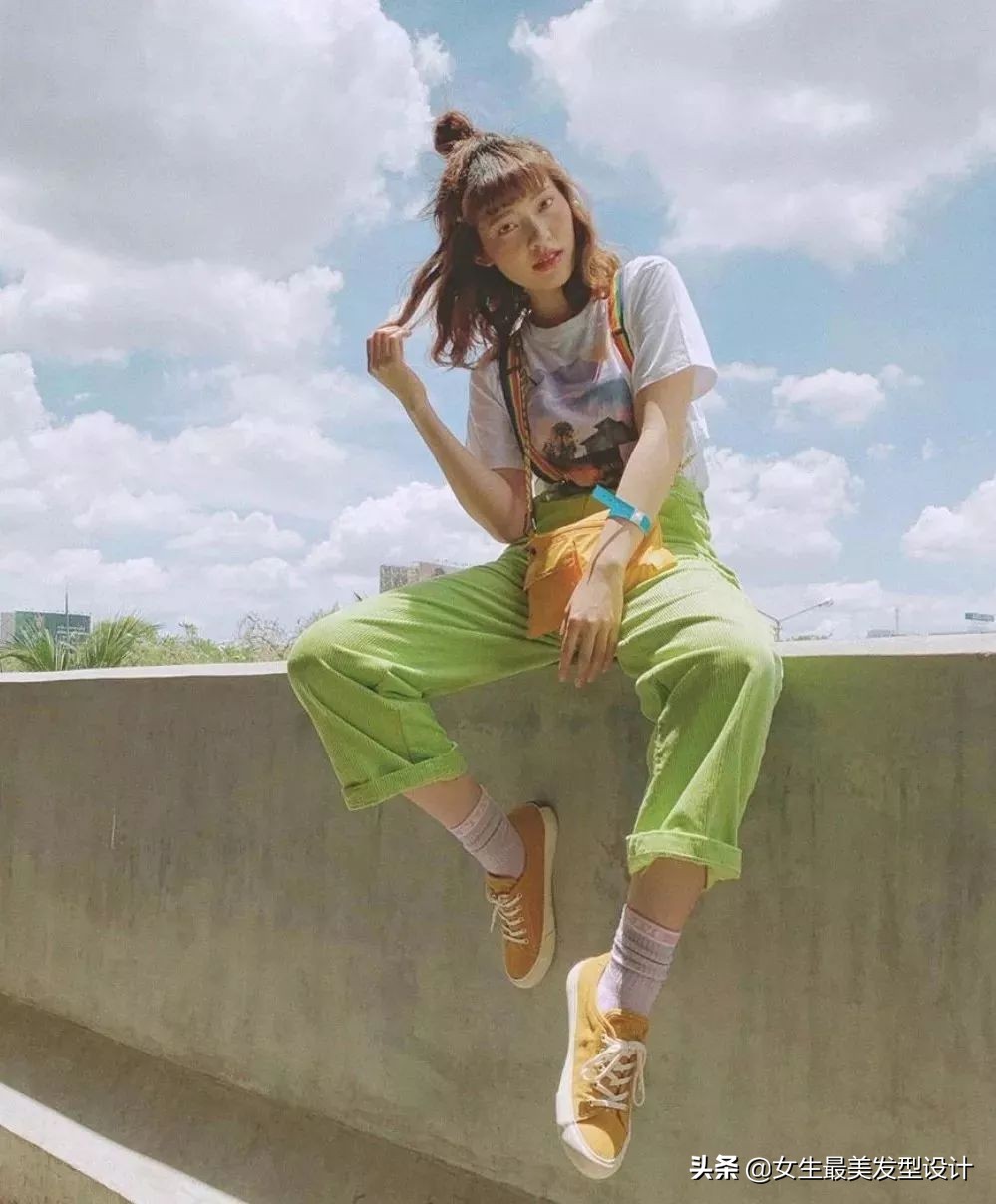 火遍全球的34套夏季时髦搭配示范，今年再不穿就真的落伍了