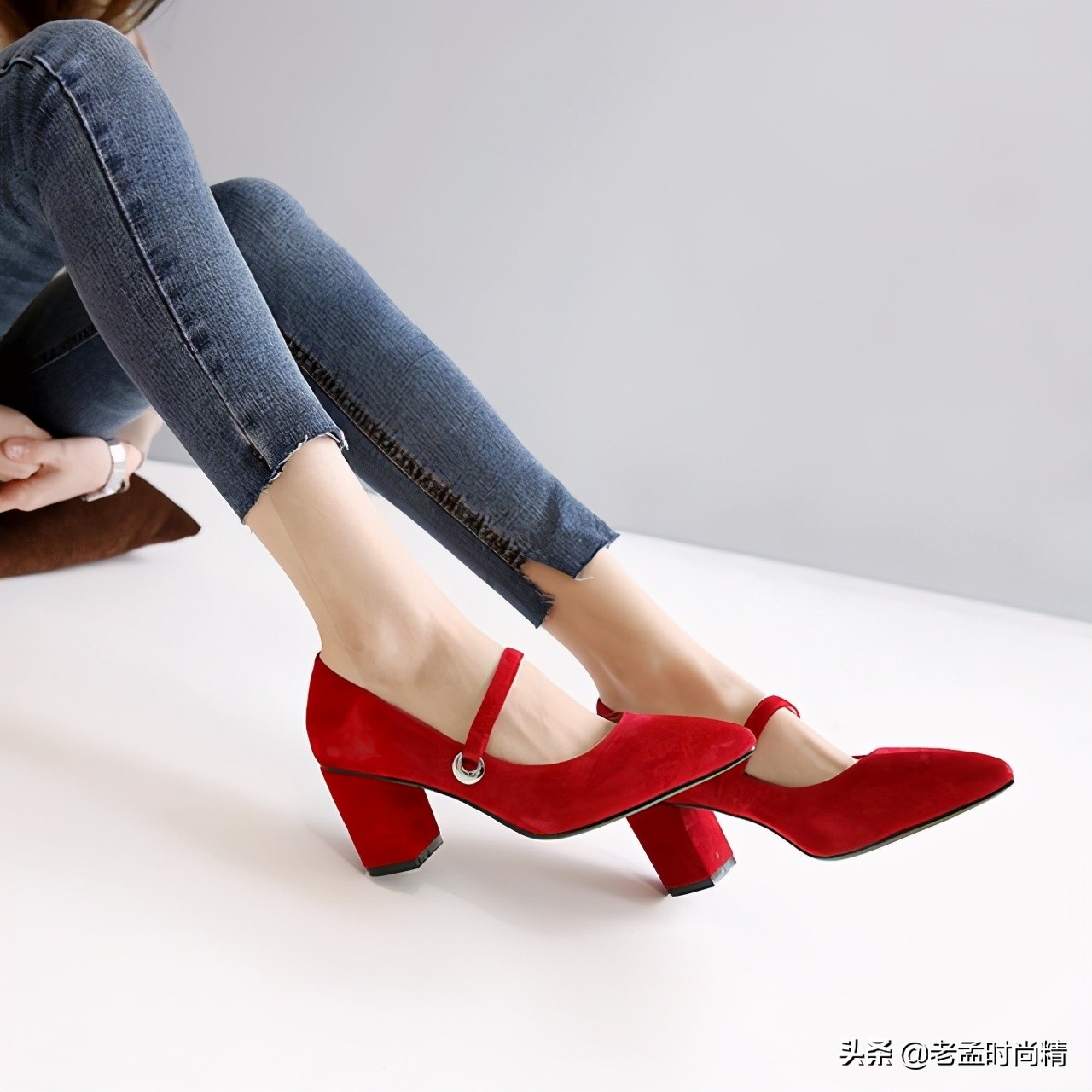 热情如火的红色单鞋，永显青春活力，挑一款向青春宣誓的吧