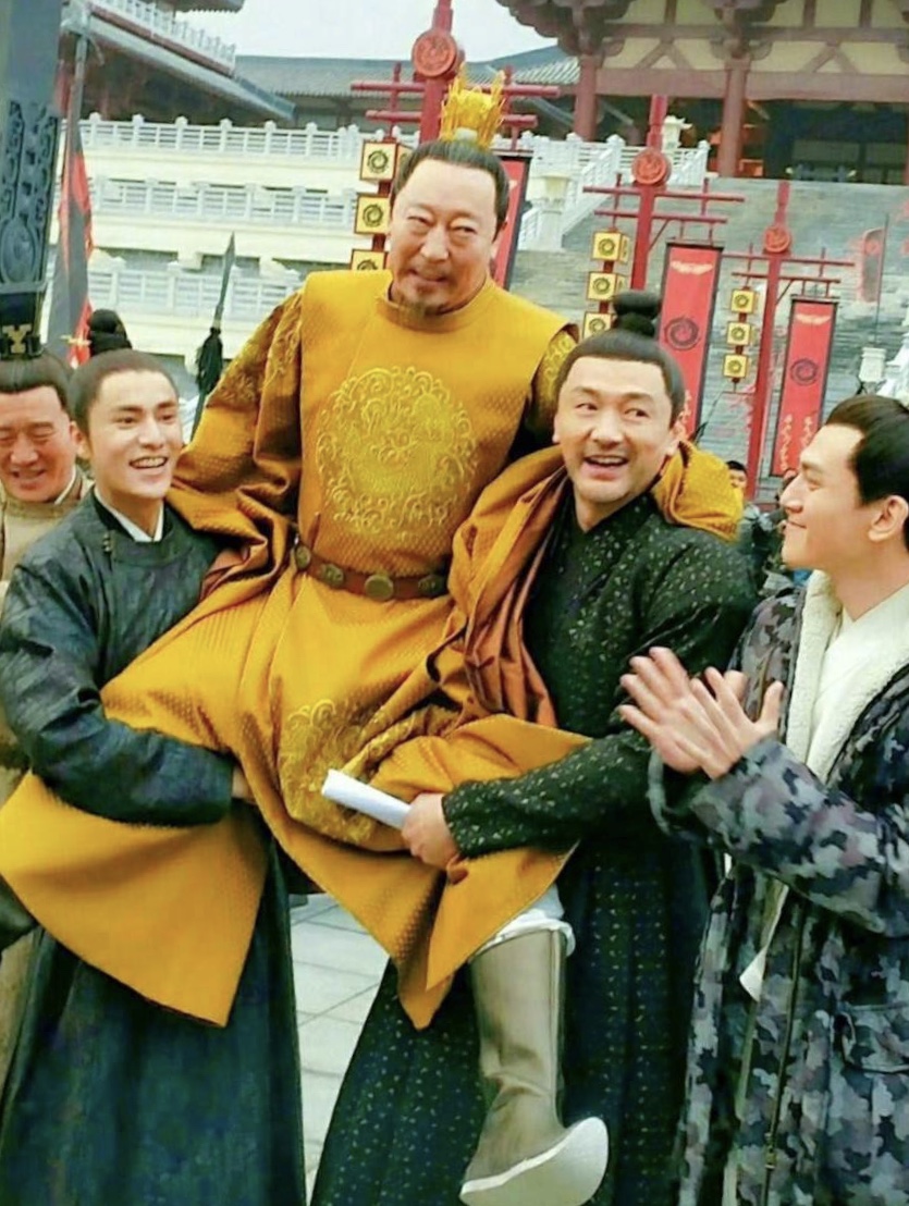 陈坤颓废文艺，43岁逆生长坤少年！《天盛》亏损5亿成耻辱被拉黑