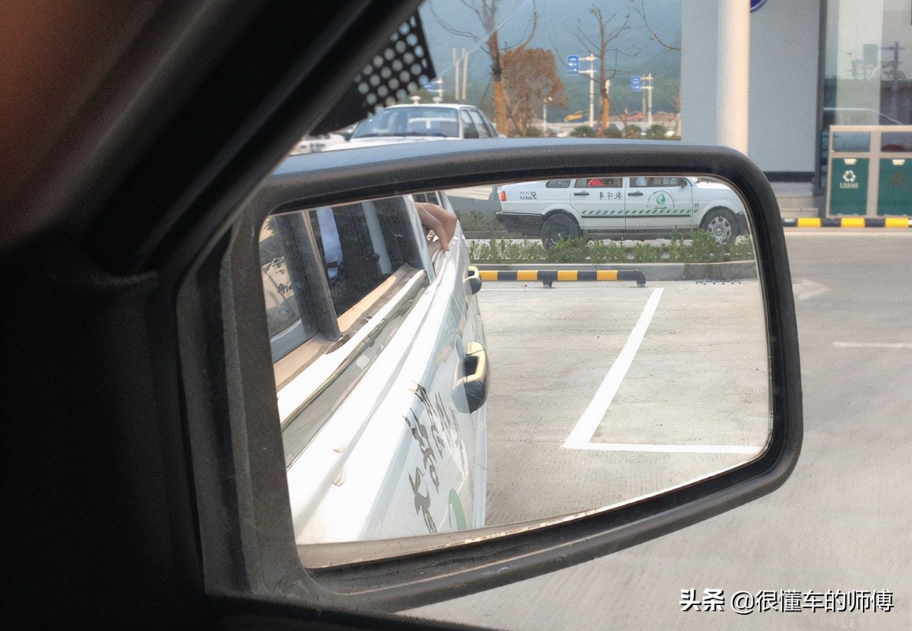 b2科目二倒车入库口诀,科目二考试倒车入库技巧口诀图片