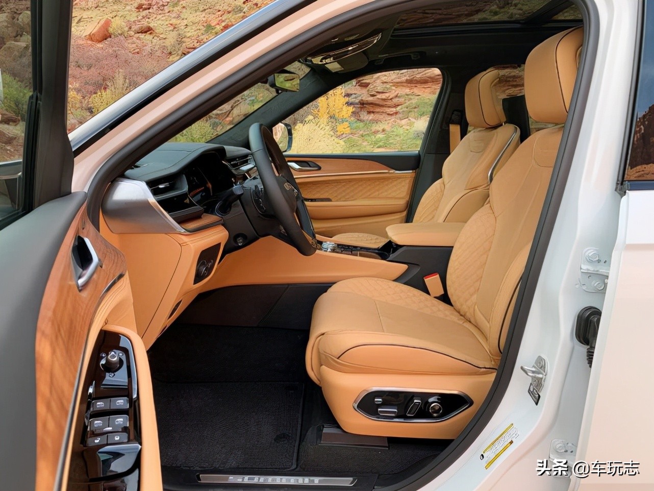 2022款五座jeep大切诺基天津港,2022款大切诺基5座参数配置进口