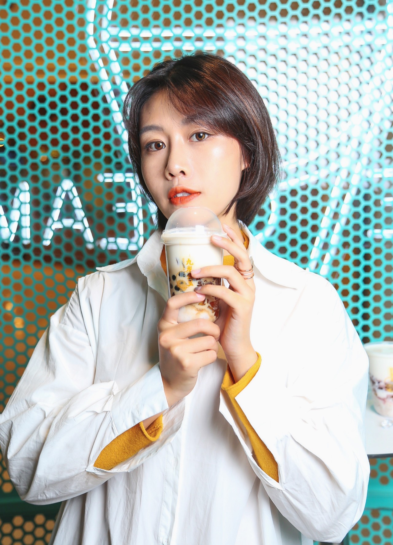 kfc新品芋泥瑞士卷,kfc芋泥蛋挞