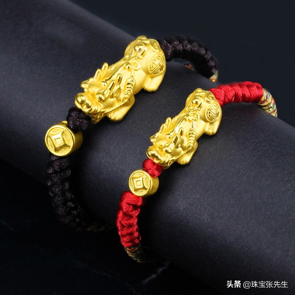 朱砂貔貅怎样佩戴最易招财,貔貅佩戴有什么讲究和注意事项