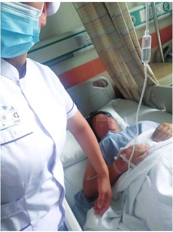 家里擦玻璃坠亡责任谁来负,擦玻璃不小心坠楼砸到人