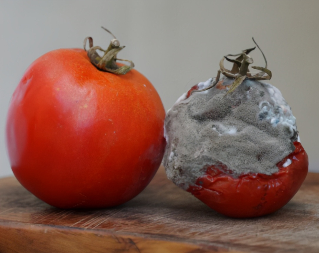 火腿发霉为什么还卖,火腿外面发霉里面为什么可以吃