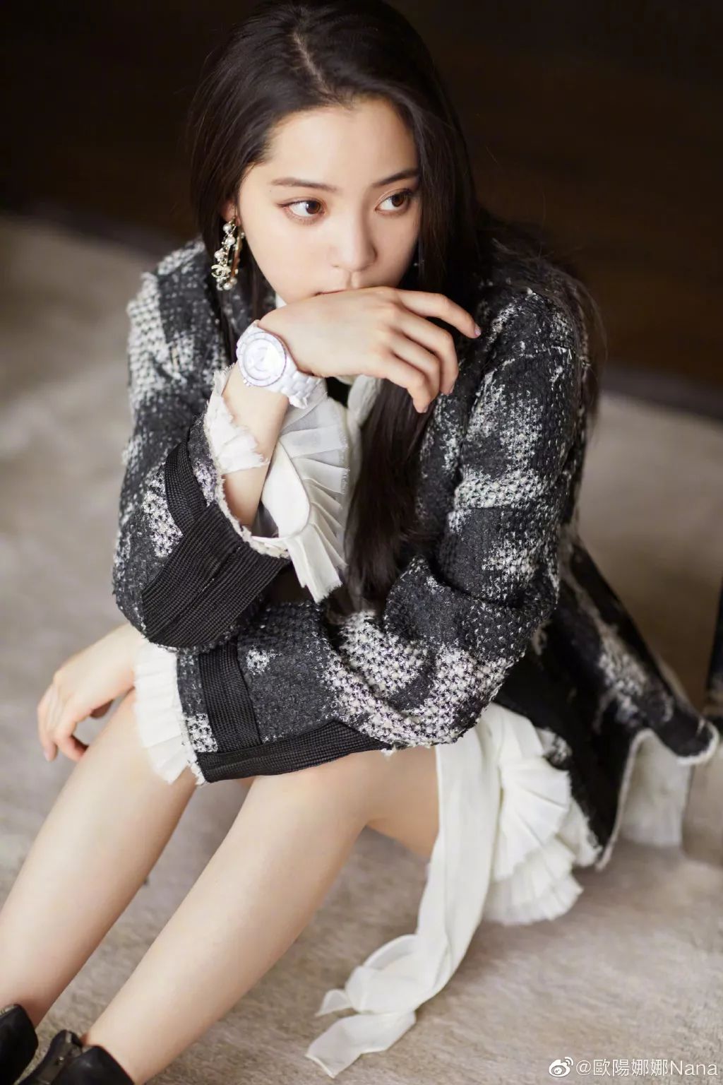 干性皮肤更缺水还是更缺油,干性皮肤特别容易起皮