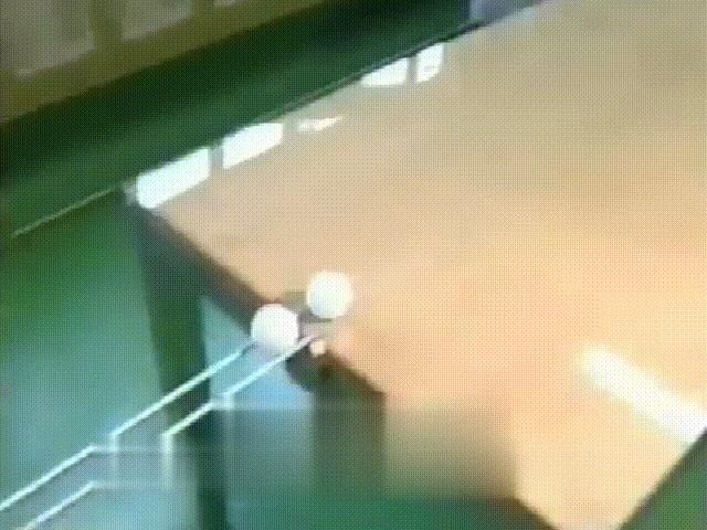 乒乓球是如何制造,乒乓球是由什么制作的