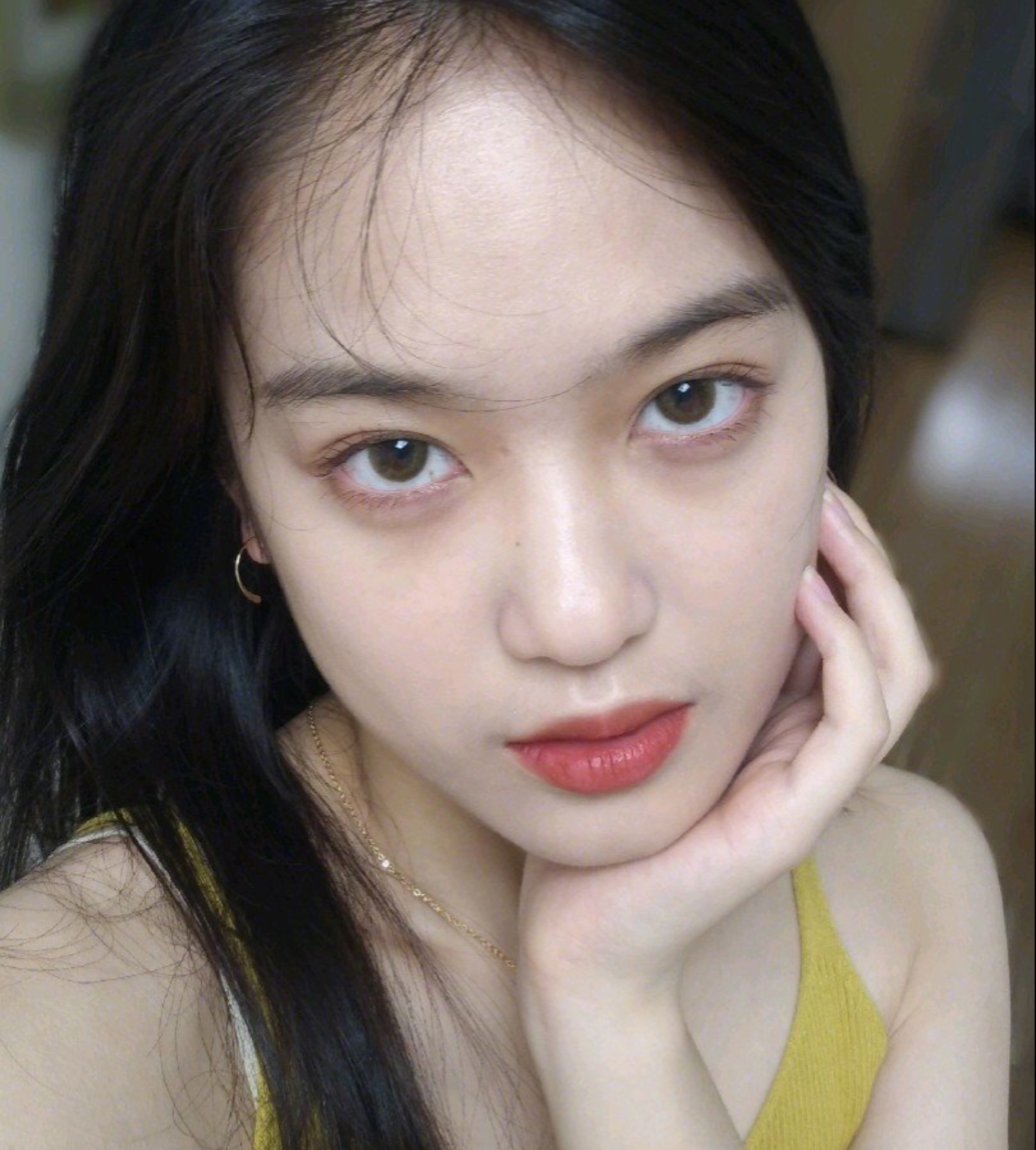 化妆小技巧告别脱妆烦恼,夏天化妆出油出汗脱妆就这么做