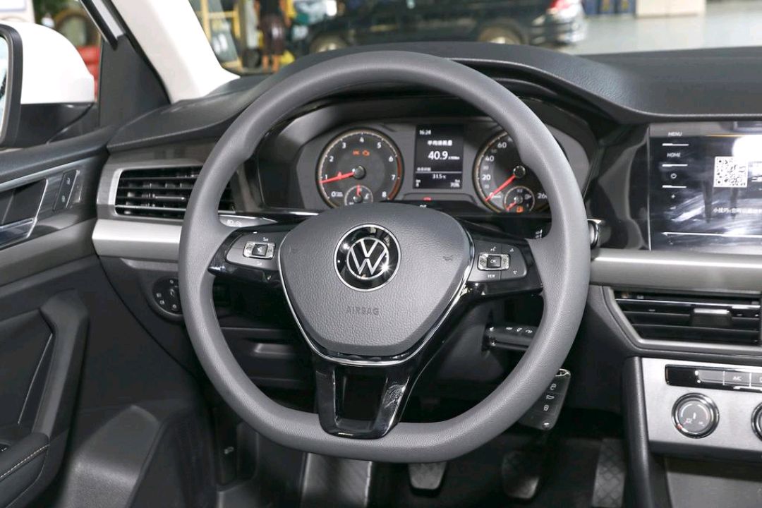 朗逸plus1.5l自动舒适版油耗实测,2011大众朗逸自动1.4t百公里油耗