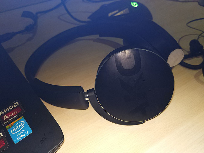 akgy50bt降噪吗,akg和y50bt区别