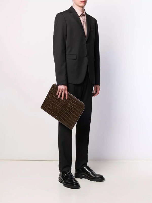 男生雄性荷尔蒙爆棚,雄性荷尔蒙爆表的男性