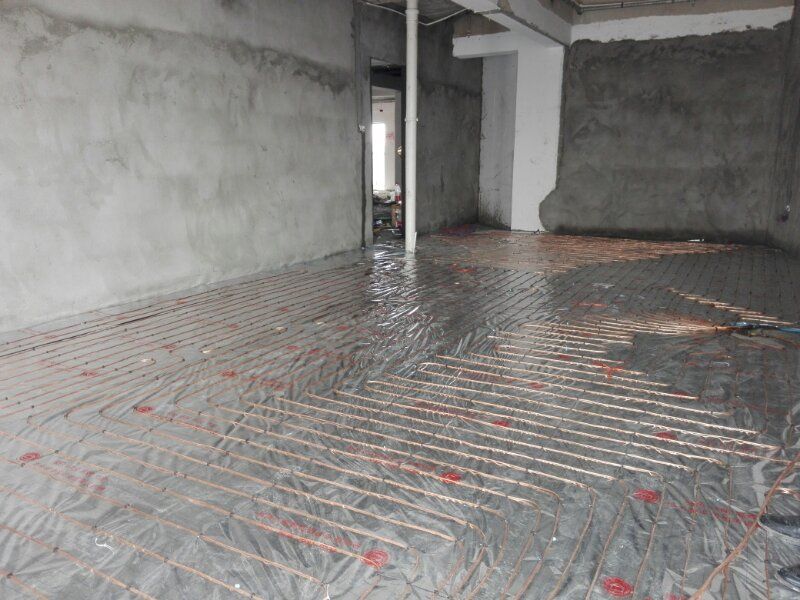 电地暖和空气能地暖优缺点,空气能地暖无水的好还是有水的好