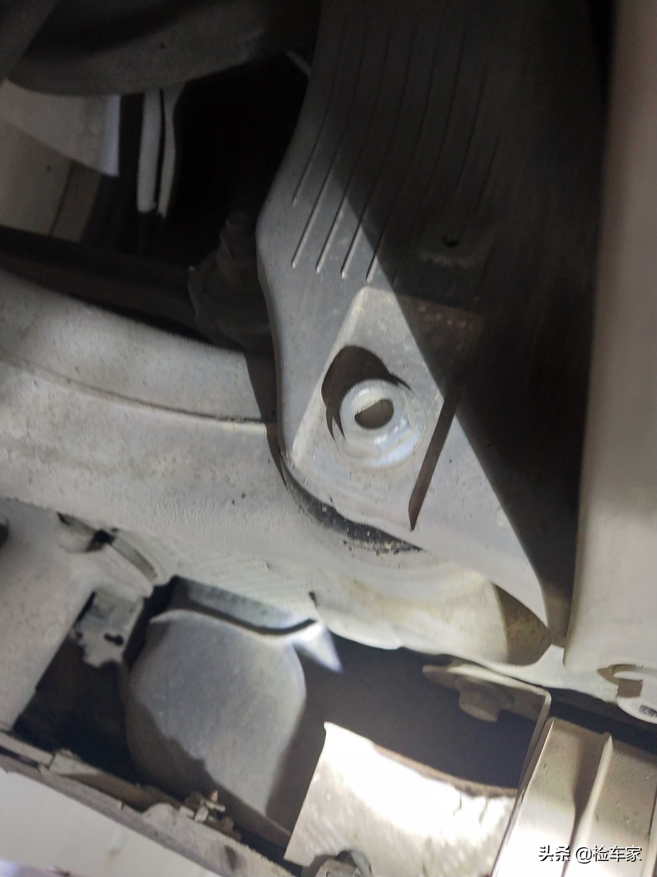 2010保时捷帕拉梅拉现在多少钱,300万的保时捷帕拉梅拉值不值