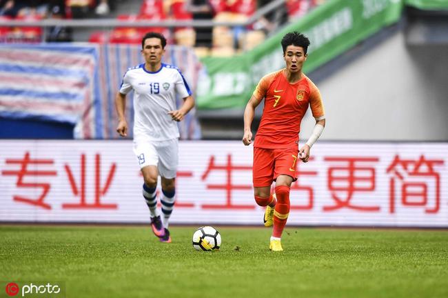 菜鸟互啄两分钟,菜鸟互啄名场面