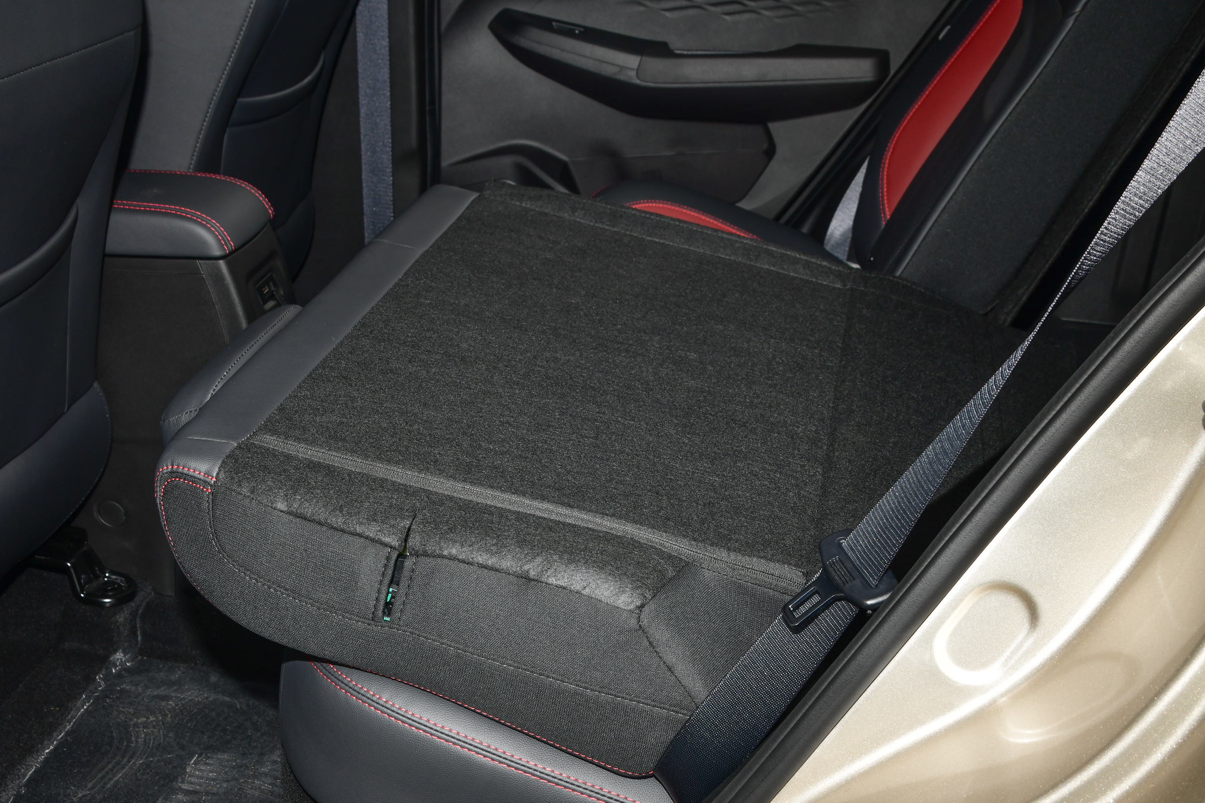 吉利小型suv新款6万左右自动挡,吉利小型suv6万元