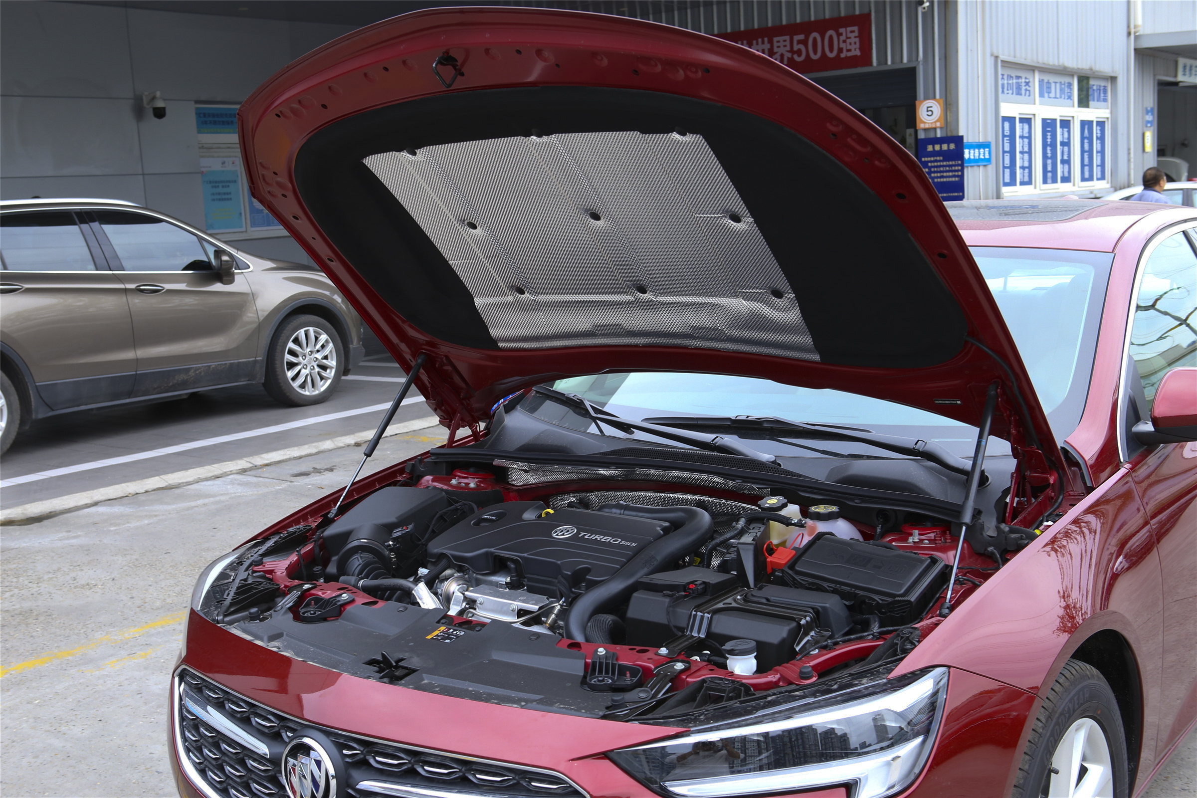 别克君威2.0t9a变速箱,2019别克君威1.5t精英版9at变速箱