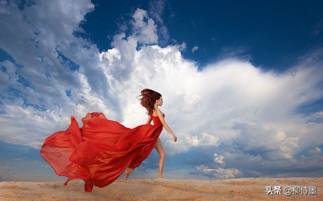 度假风连衣裙拍照姿势技巧,夏日裙子摄影
