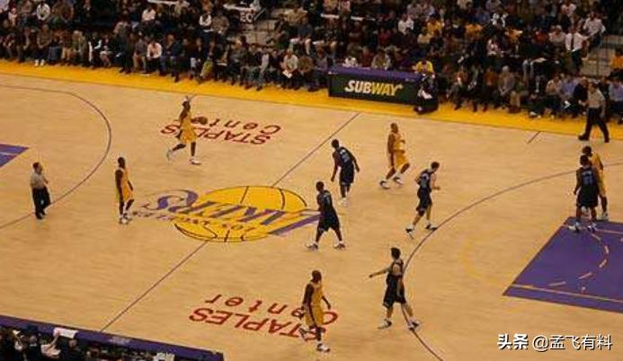 一场篮球和一场足球哪个更累,足球比赛和篮球比赛哪个更燃